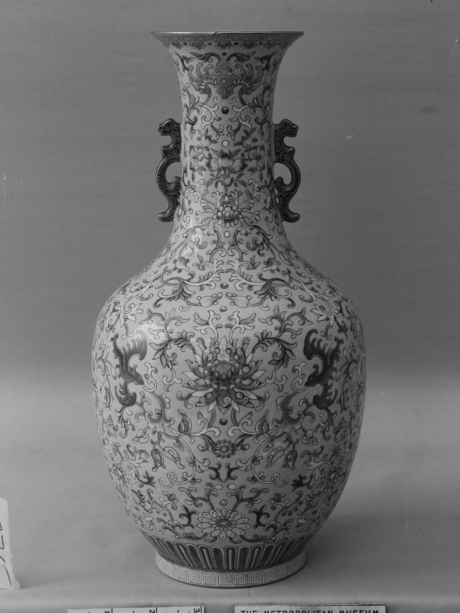 Archival photograph of a Qing porcelain vase decorated with bats, peaches and double-happiness characters